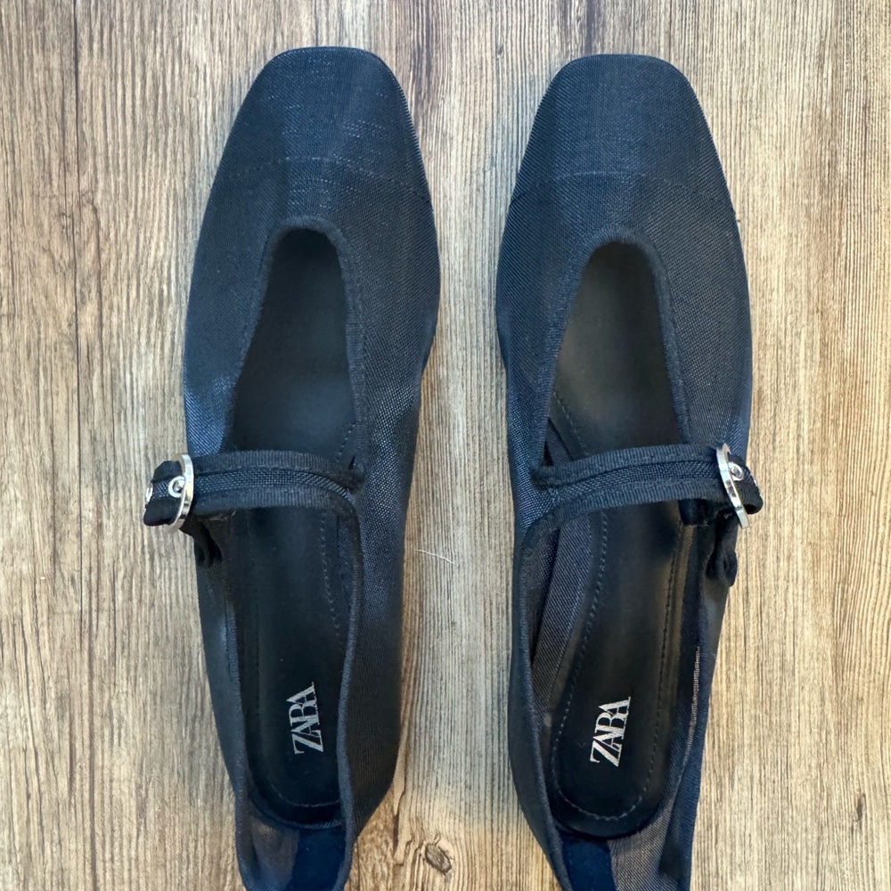 Zara Women's Black Mesh Mary Jane Flats